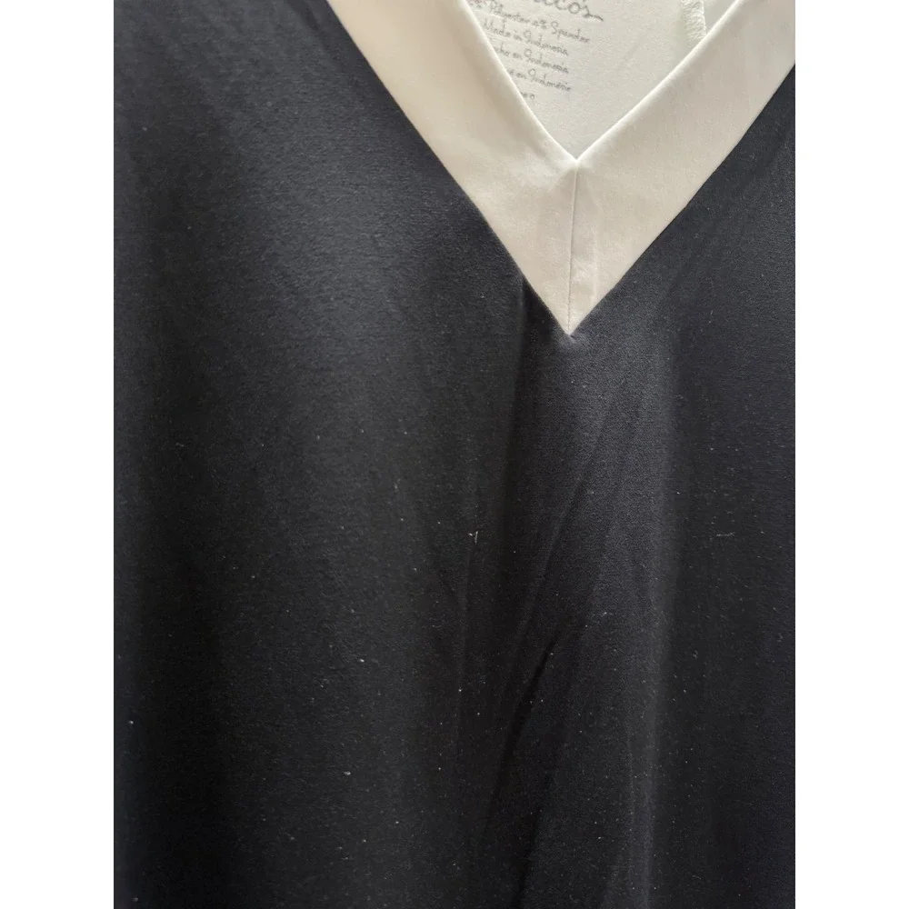 Chico's Black White Colorblock V-Neck Dolman Sleeve Top Women's Size 0 Small